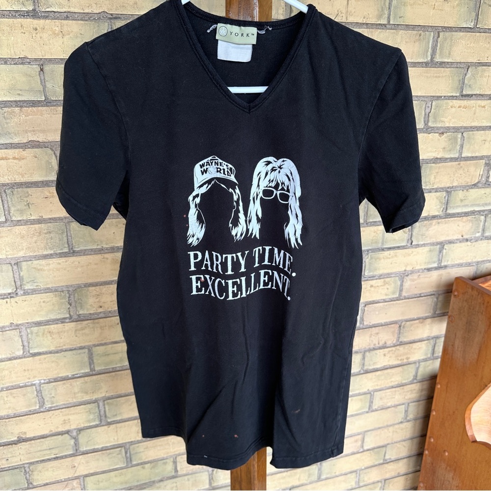 Wayne’s World “Party Time” Tee